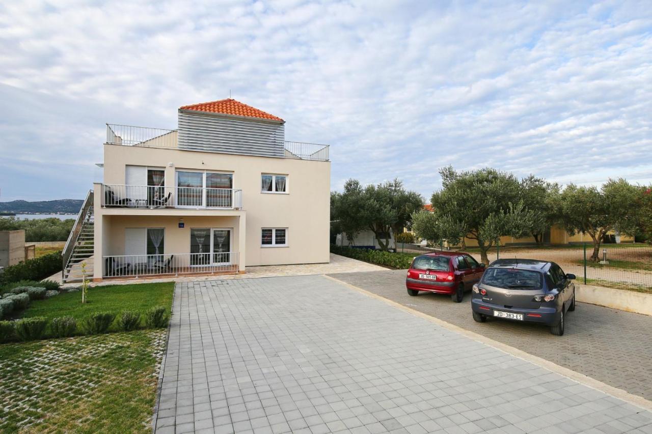 Apartments Matkovic Sveti Filip i Jakov Exterior photo